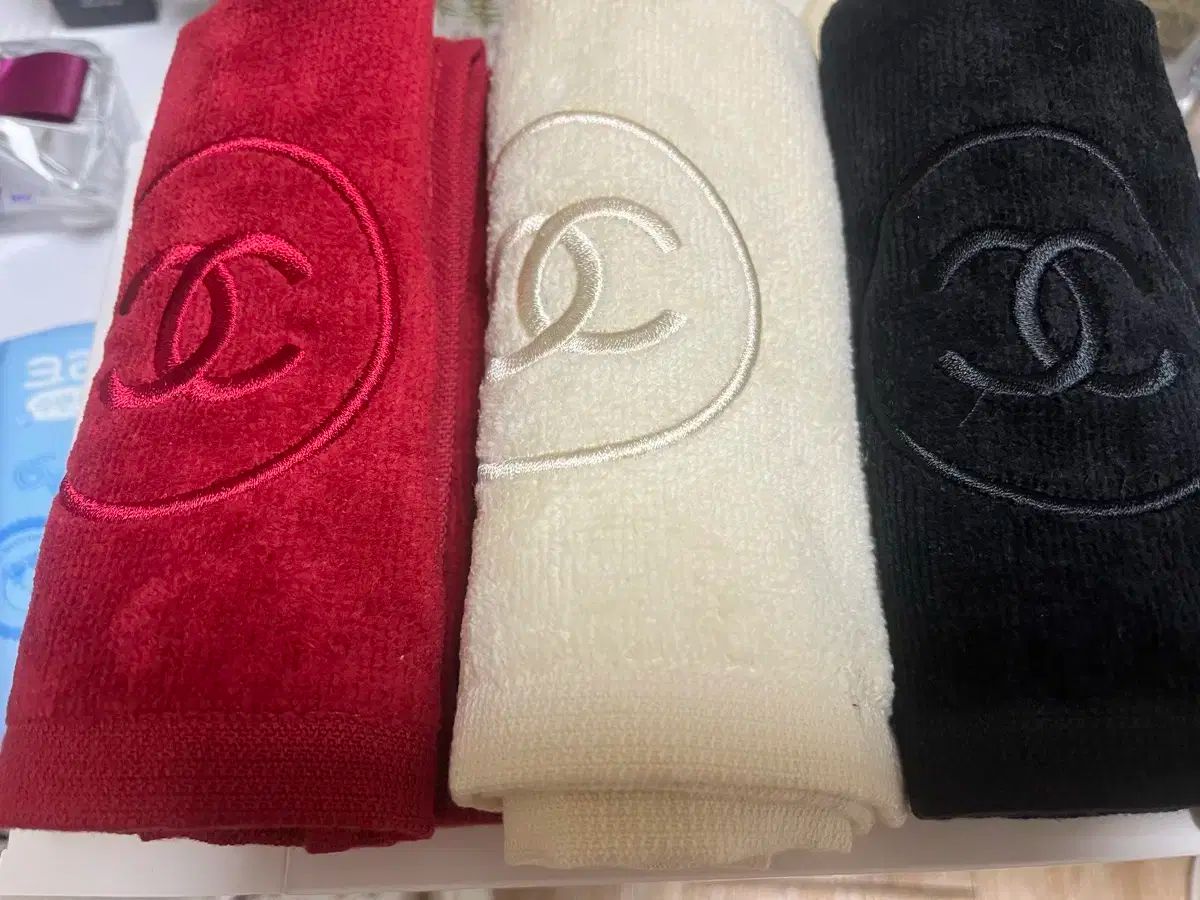 レア♡薔薇キティ♡5点まとめ売り スリッパ ひざ掛け シリコンカップ