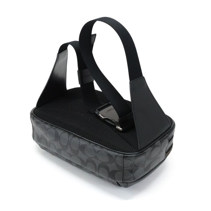 【極美品】コーチ　グラハムパック　ボディバッグ　斜め掛け　ブラック　PVC 極美品】コーチ グラハムパック ボディバッグ 斜め掛け ブラック PVC