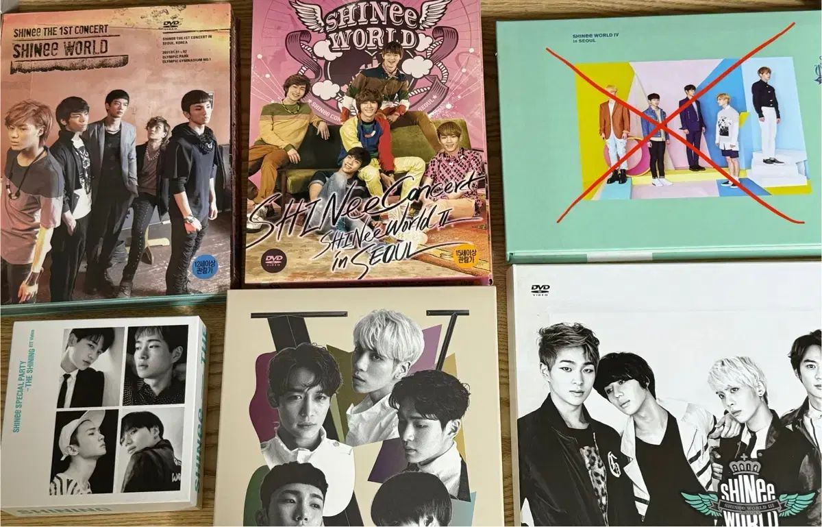 SHINee シャイニー　CD DVD まとめ売り SHINee(シャイニー) シャイニーワールド コンサート DVD + 2018