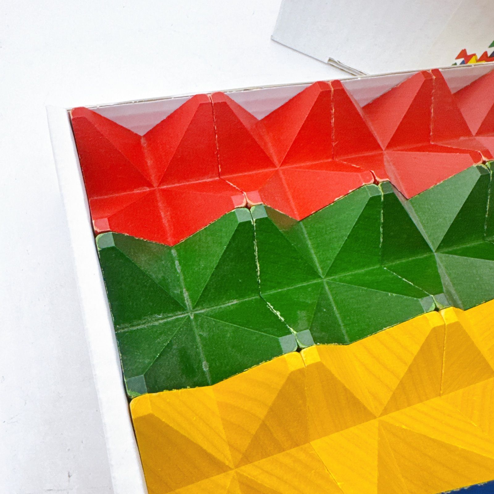 ネフスピール（Naef Spiel）知育玩具 スイス製 カラフル積み木