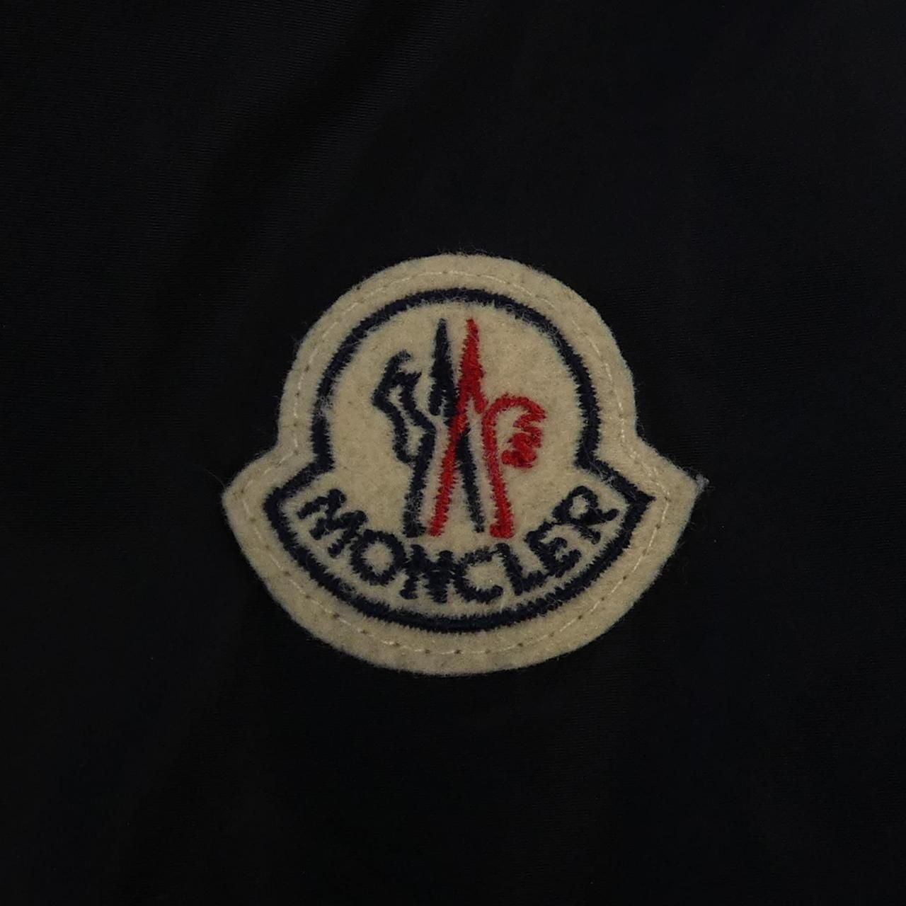 モンクレール MONCLER