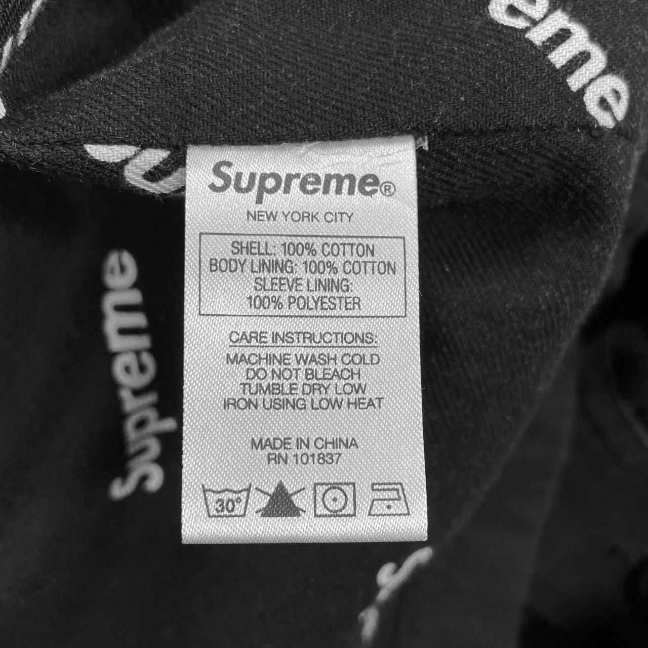 【美品】supreme barn coat black L 黒 バーンコート Supreme Barn Coat (SS21) - $188
