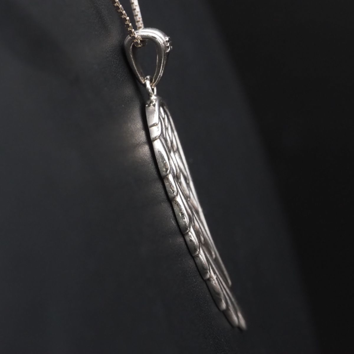 フェザー デザイン