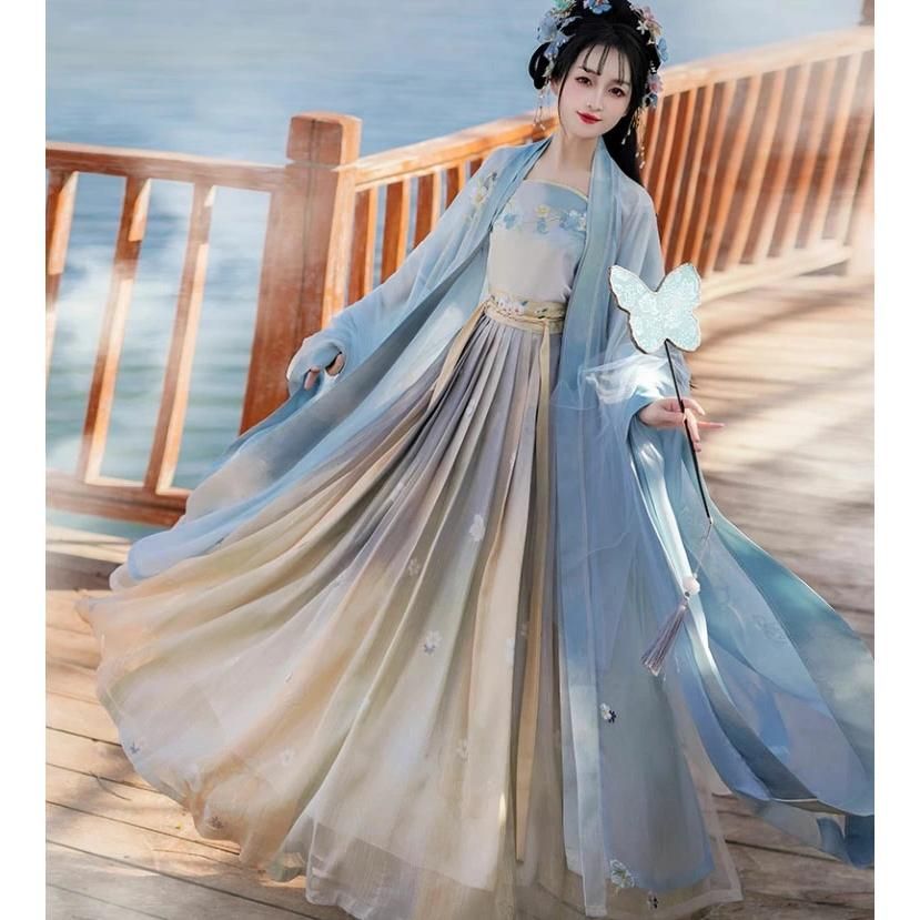 レディース 漢服 4点セット 宋朝 中国古代服装 振り袖羽織付き チャイナ服 ブルー系 大人 花刺繍 華やか 中華古典 宮廷風 貴妃 皇后 仮装 WWW_TRAVELLANDINDIA_COM