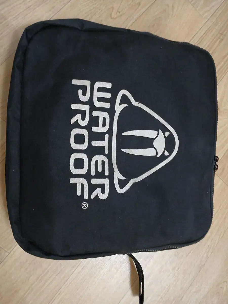 台無しに バッグ