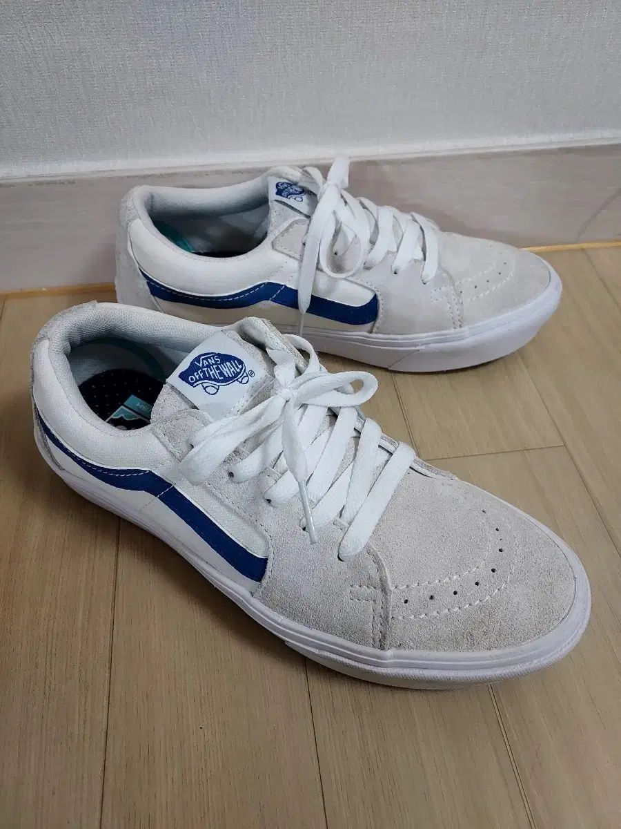 【雷市場（ポンジャン）商品韓国直送】 VANS(バンズ) オールドスクール スエード コンパカス 白 ブルー サイズ 245m