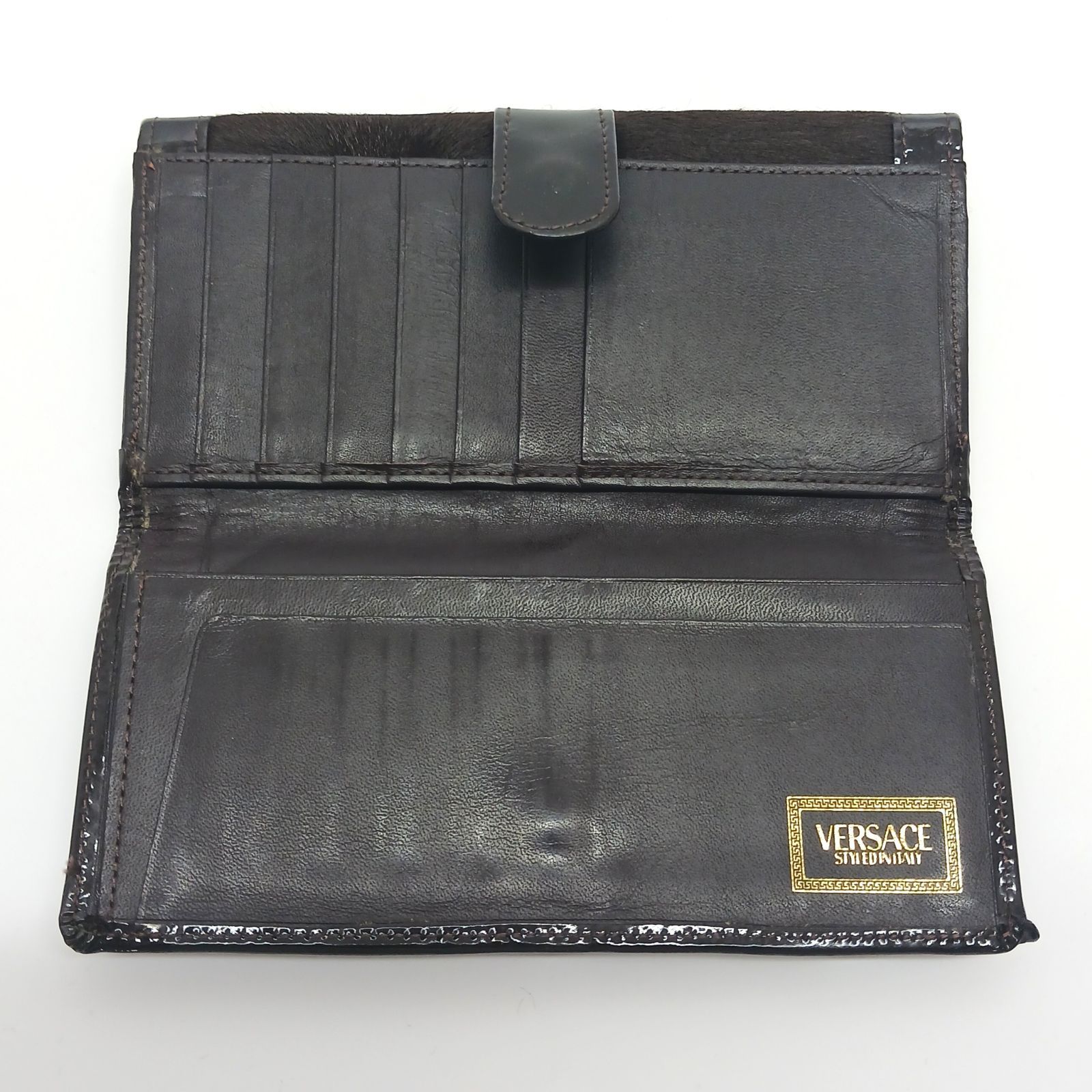 VERSACE ヴェルサーチ Wホック 長財布 ハラコ パテント レザー - メルカリ