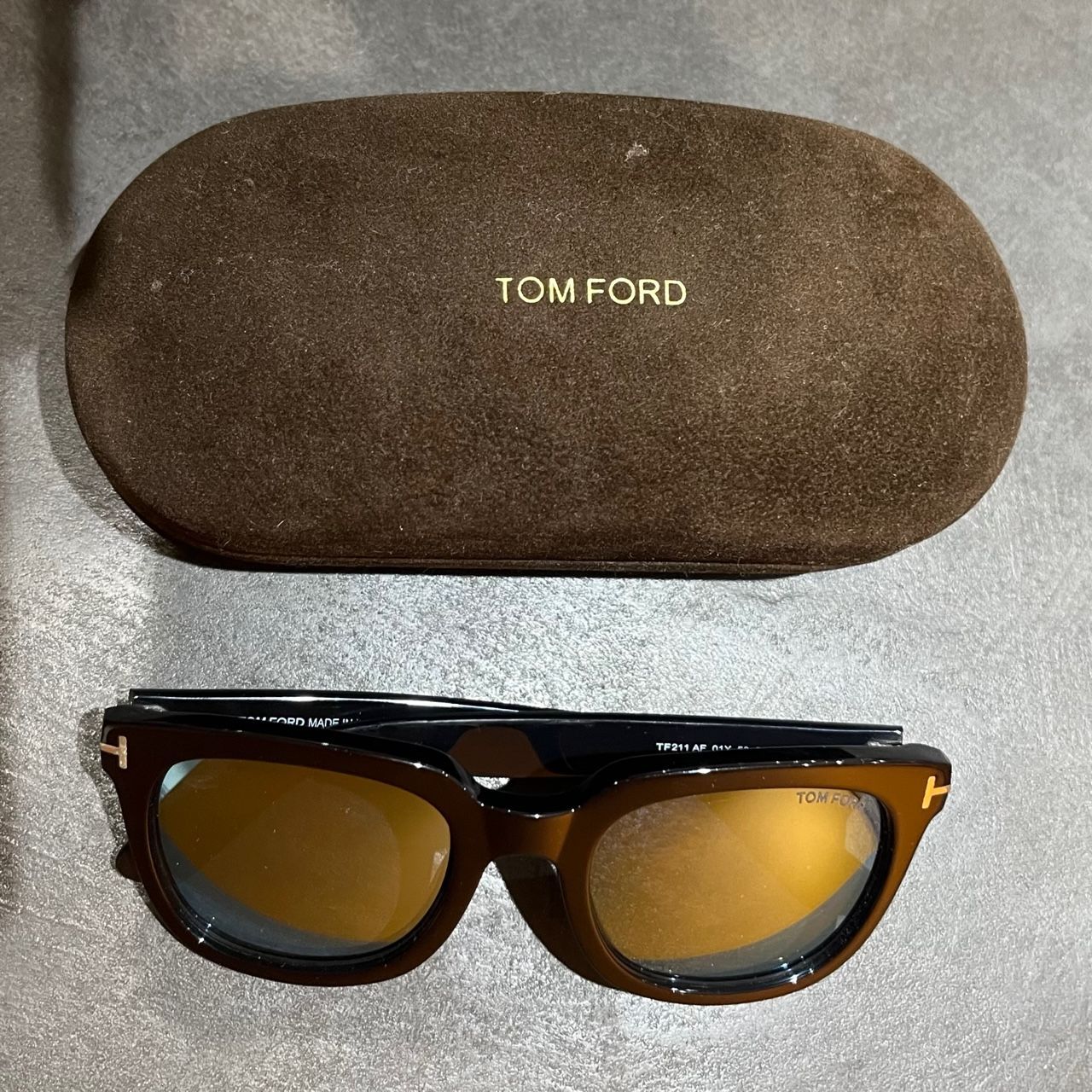 TOM FORD TF211 AF 92A サングラス　ケース・クリーナー付き TOM FORD（トムフォード） TF211AF 入荷しました。 ｜ oomiya和歌山
