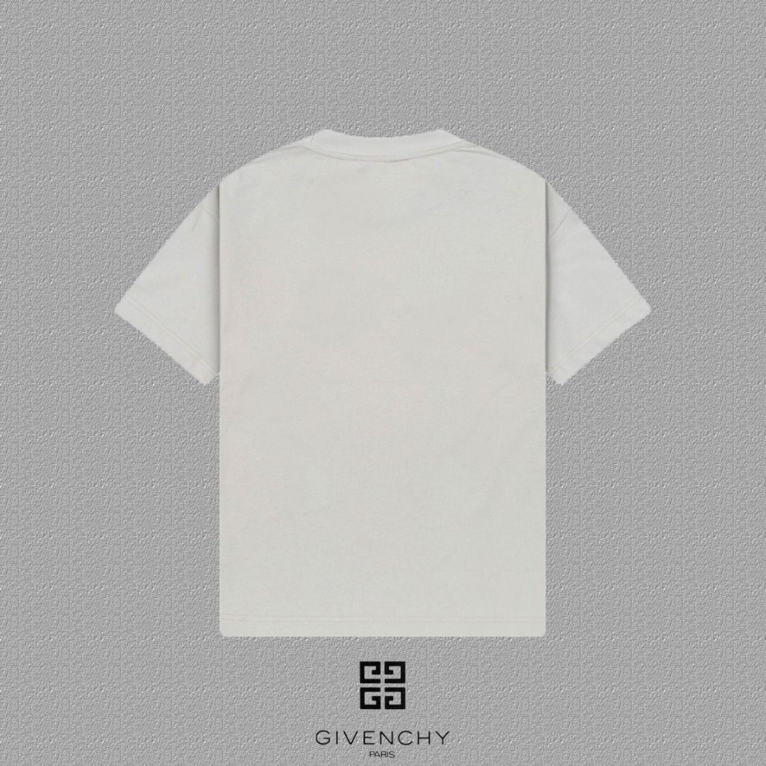 Givenchyジバンシィ