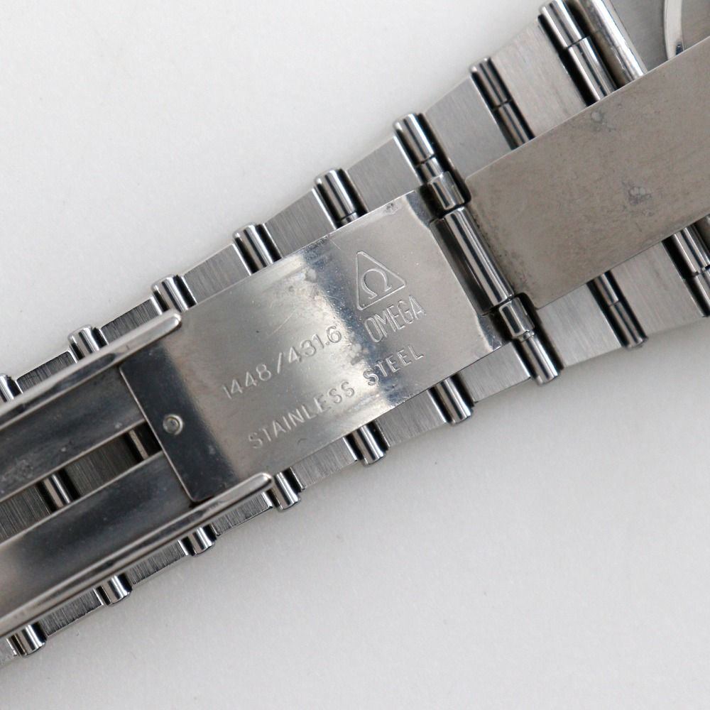 ホワイト文字盤 腕時計