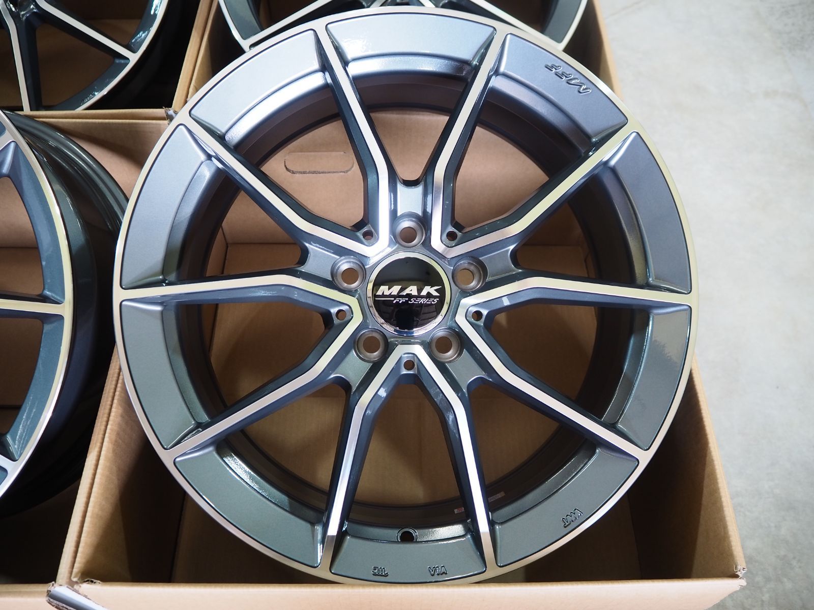 車種専用設計 MAK ARGENTO FFアルジェント エフエフ 17inch 7.5J 5H112+48 ベンツ Aクラス Bクラス CLA GLA  GLB