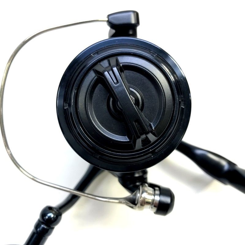 SHIMANO - SHIMANO シマノ スピニングリール 20ストラディックSW 6000XG 箱付 04247 シマノ(SHIMANO) スピニングリール 20 ストラディックSW 6000XG