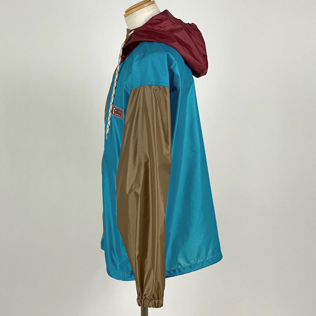 グッチ GUCCI ロゴ ナイロンジャンパー マウンテンパーカー