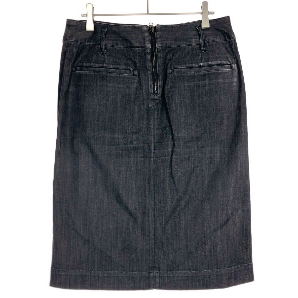 ISSEY MIYAKE HaaT スカート KYO CHIJIMI AUGUST – ISSEY MIYAKE ONLINE STORE