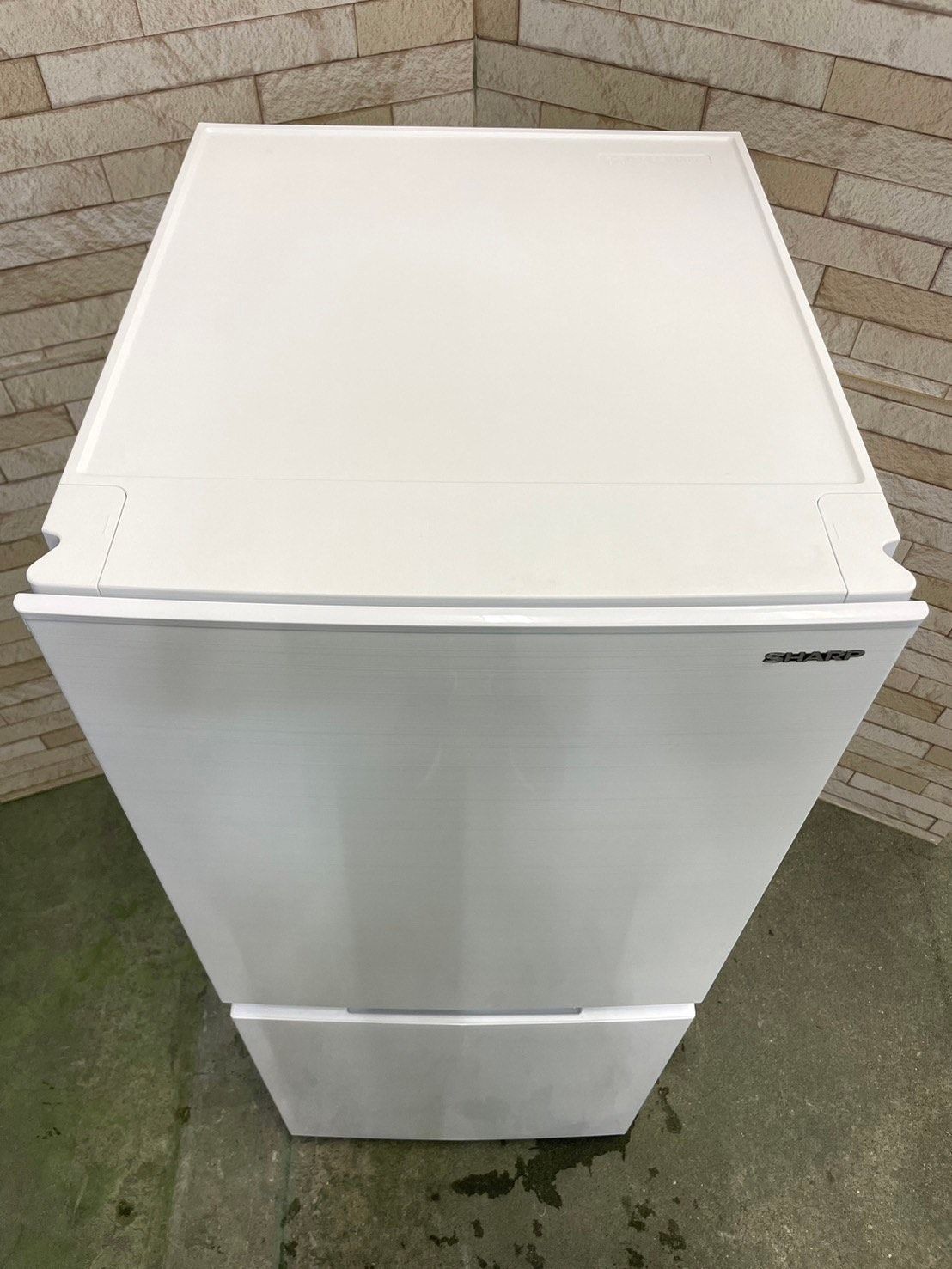 美品】大阪送料無料☆3か月保障付き☆冷蔵庫☆2022年☆シャープ☆2ドア  