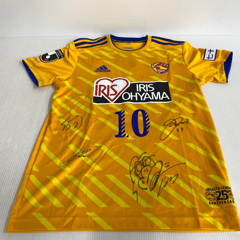 ベガルタ仙台　梁勇基　ユニフォーム　Lサイズ 10 中古品】 ベガルタ仙台 25周年ユニフォーム Lサイズ ＃10 梁勇基