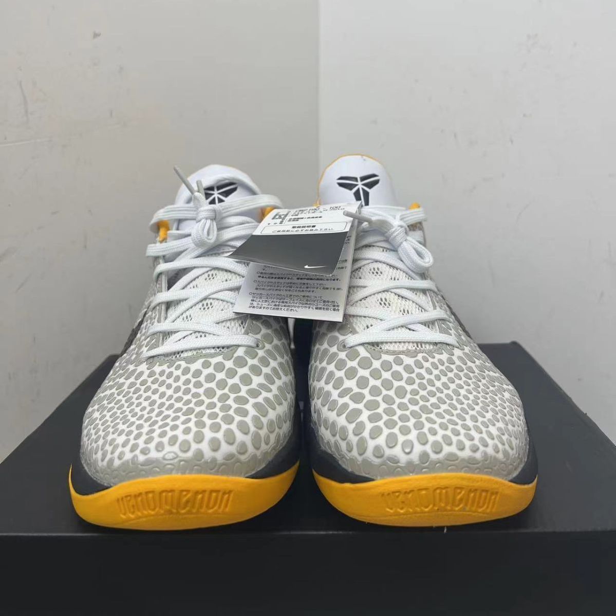 新品未使用ナイキ Nike Zoom Kobe 6 Del Sol  スニーカー