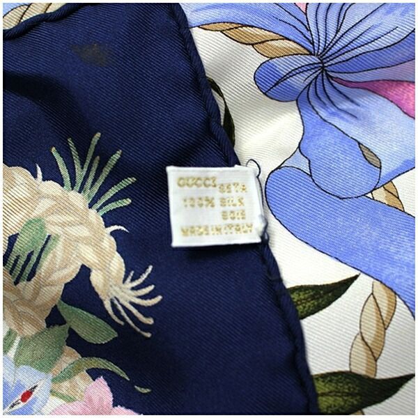 グッチ シルク スカーフ フローラ柄 花柄 ネイビー×マルチカラー 中古