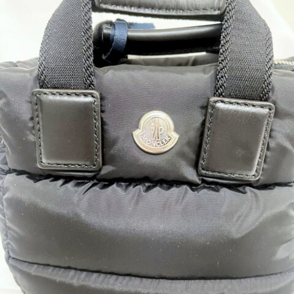 2025春夏人気】新品・未使用 MONCLER モンクレール クロスボディ