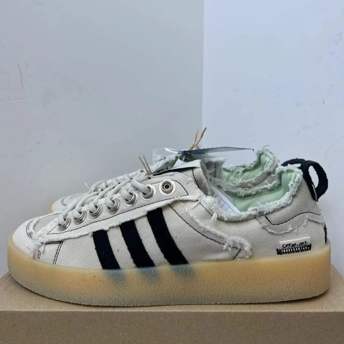 アディダス SONG FOR THE MUTE x adidas originals Campus 80S スニーカー