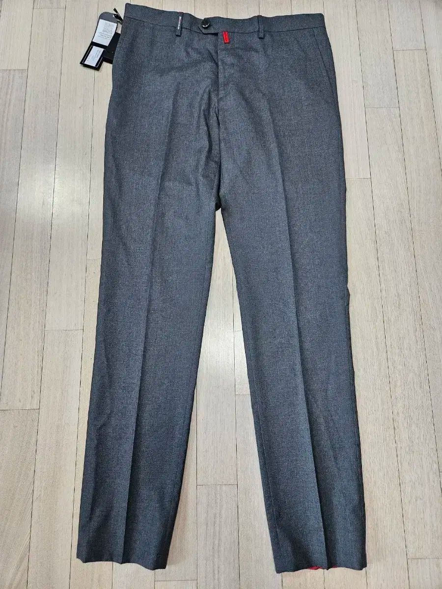 Kiton キートン Kiton グレー ウール パンツ 52 サイズ