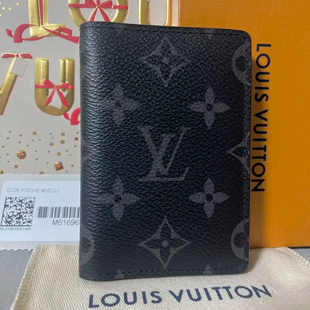 ほぼ新品 Louis Vuitton(ルイヴィトン) エクリプス