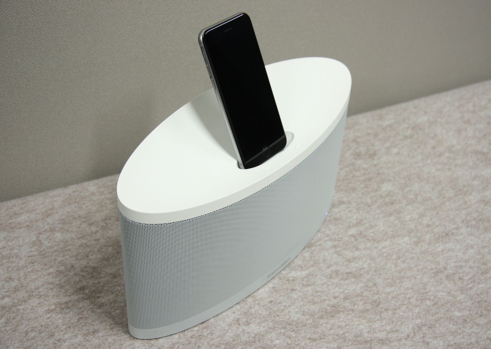 Bowers & Wilkins ipodドックスピーカー　Z2 Review: Bowers & Wilkins Z2 | WIRED