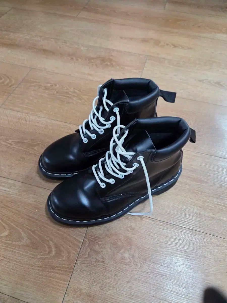 DR. MARTENS ドクターマーチン 255 260