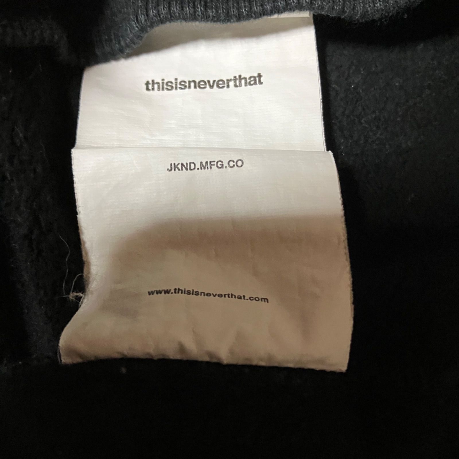 Lサイズ】thisisneverthat ネバザ パーカー ブラック 黒 - メルカリ