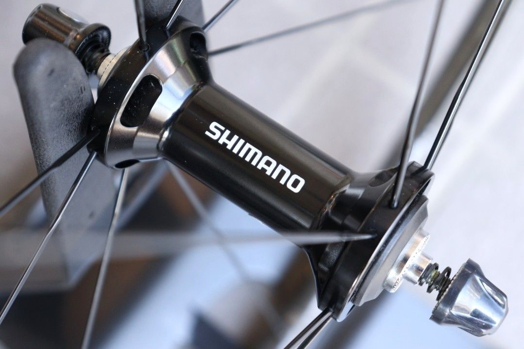 シマノ SHIMANO WH-RS81-C24 アルミ カーボン クリンチャー