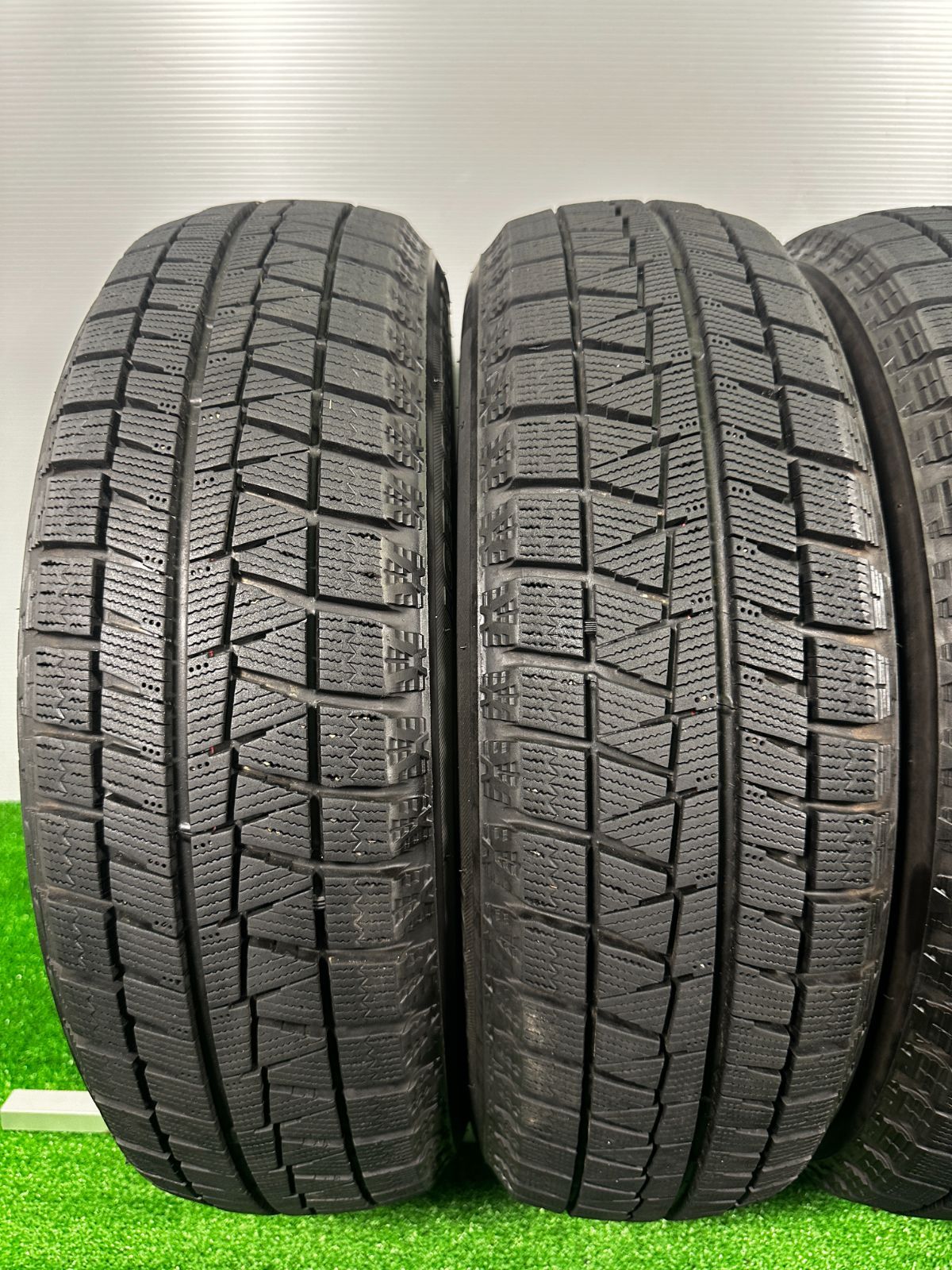 ダンロップ ウインターマックスWM02 スタッドレスセット 205/60R16 2024年製造ダンロップ ウインターマックス WM02 155
