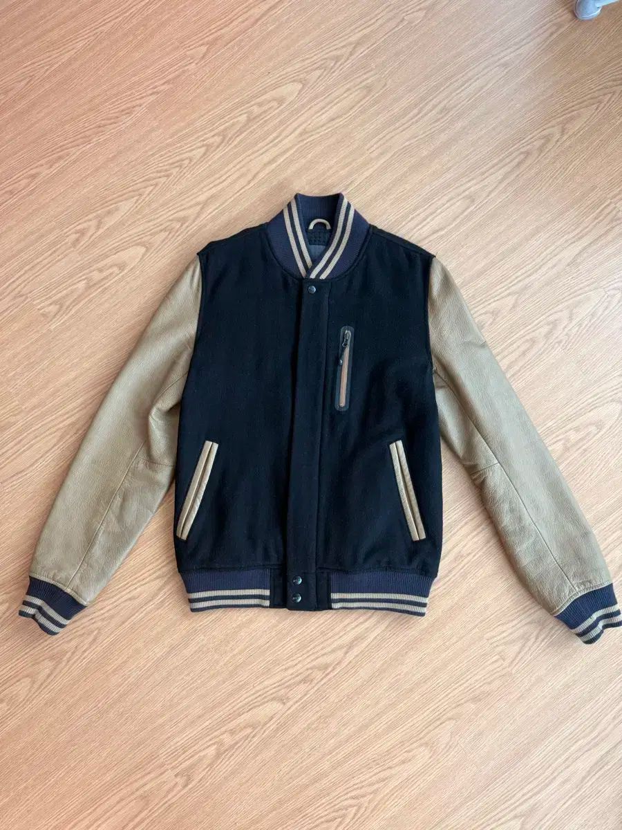 e*c様 NIKE デストロイヤージャケット NIKE 世界6都市限定でデストロイヤージャケット発売