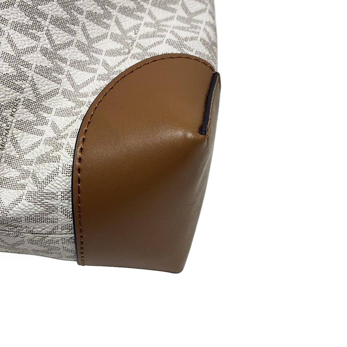 全国送料無料です！ マイケルコース トートバッグ エヴァ シグネチャー エクストラ スモール トート 30F9GV0T1B 白×ダークブラウン×ライトブラウン レザー 【最大80％OFF】