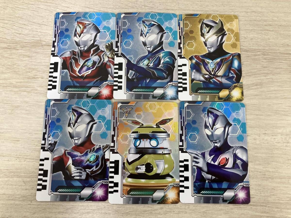 ウルトラマンデッカー　ウルトラディーフラッシャーMEMORIAL EDITION Amazon.co.jp: ウルトラマンデッカー ウルトラディー