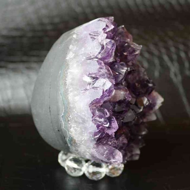 アメジスト ドーム 卵型 アメジスト ドーム 卵型 クラスター