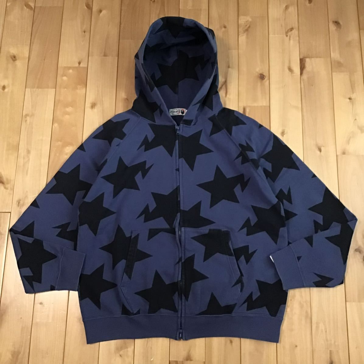 ☆パイレーツストア限定☆ スター パーカー Lサイズ a bathing ape 