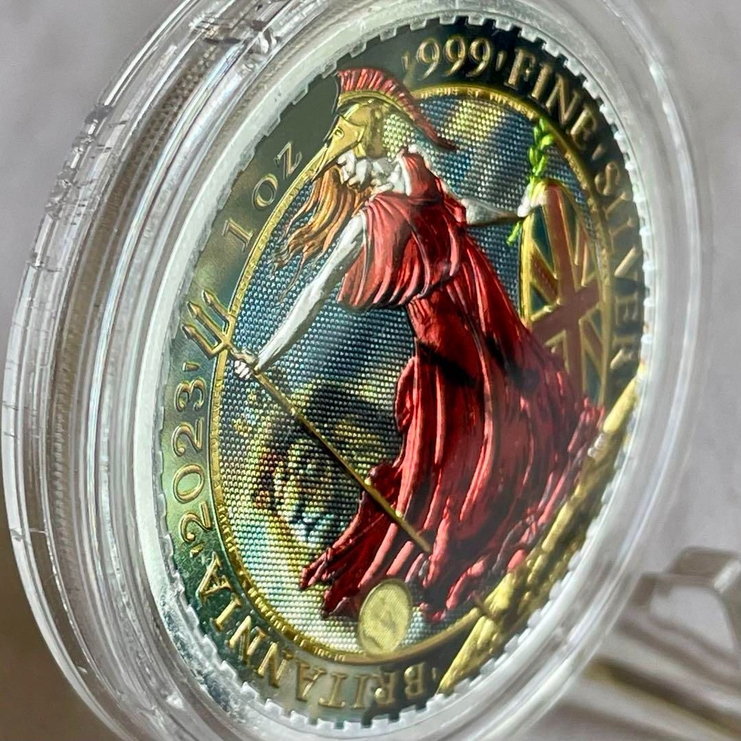 ブリタニア 銀貨 2023 英国 Lion in Crown カラーエディション 2023 - Britannia Lion in Crown 1oz 999 Silver COLOR EDITION