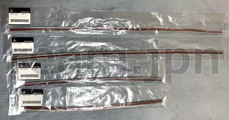 新品 三菱純正 ランサーエボリューション 5 6 CP9A フェンダーモール  