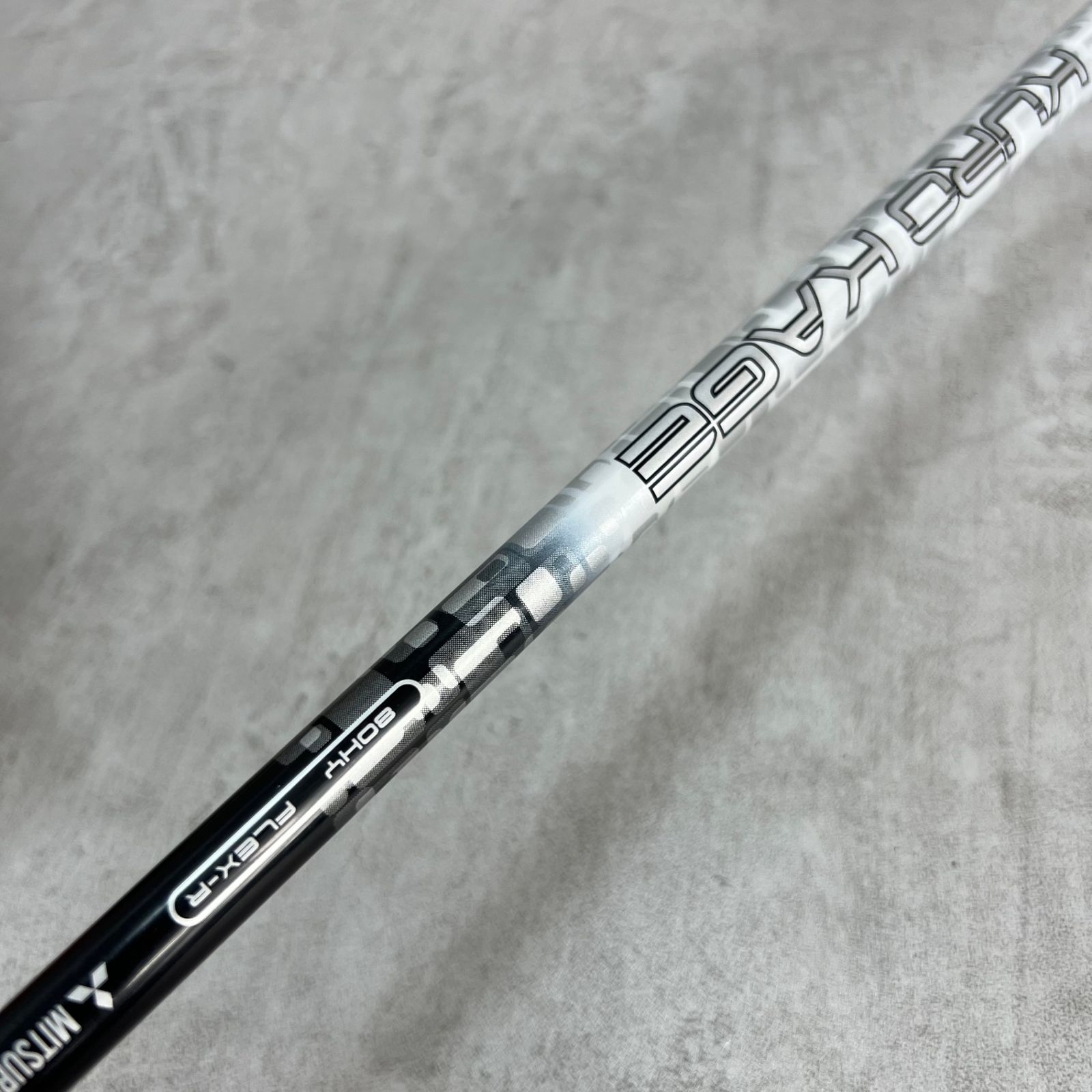 Titleist - Titleist　タイトリスト　915H　メンズゴルフ3UT　カーボン　R　21°　右利き用　ユーティリティー　ヘッドカバー　39.5インチ Titleist タイトリスト 915H メンズゴルフ3UT カーボン R 21° 右