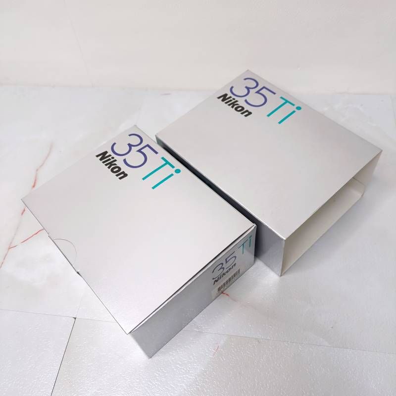 コンパクトフィルムカメラ 箱