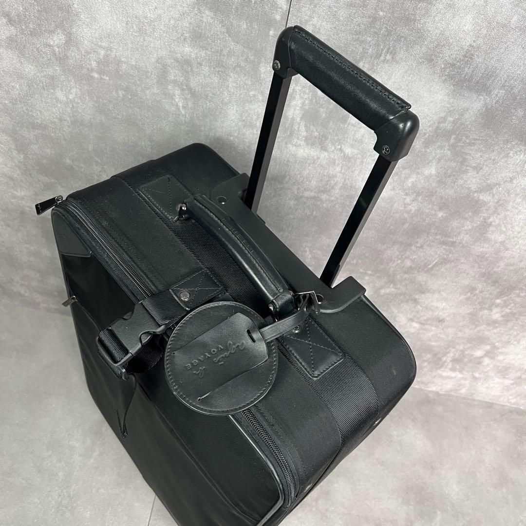 キャリーバッグ