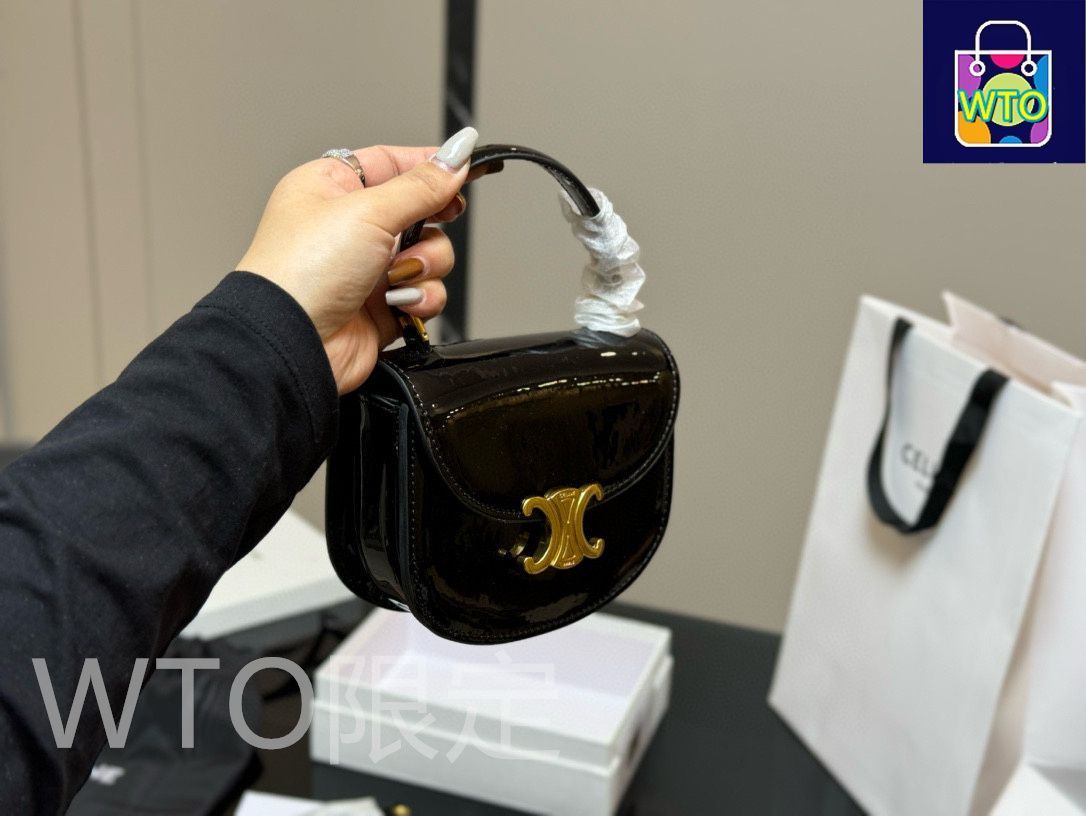VINTAGE●CELINE●セリーヌ トリオンフ ミニ ベザス バッグ Celine] ベサス トリオンフ ミニバッグ - 専用ボックス付き