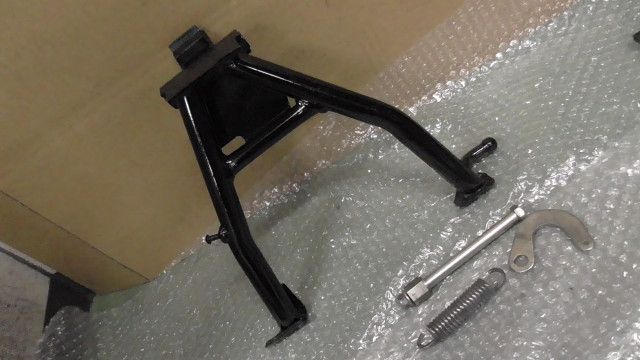 バーディー90　BD43A-101xxx　の　センタースタンド:#1737601172