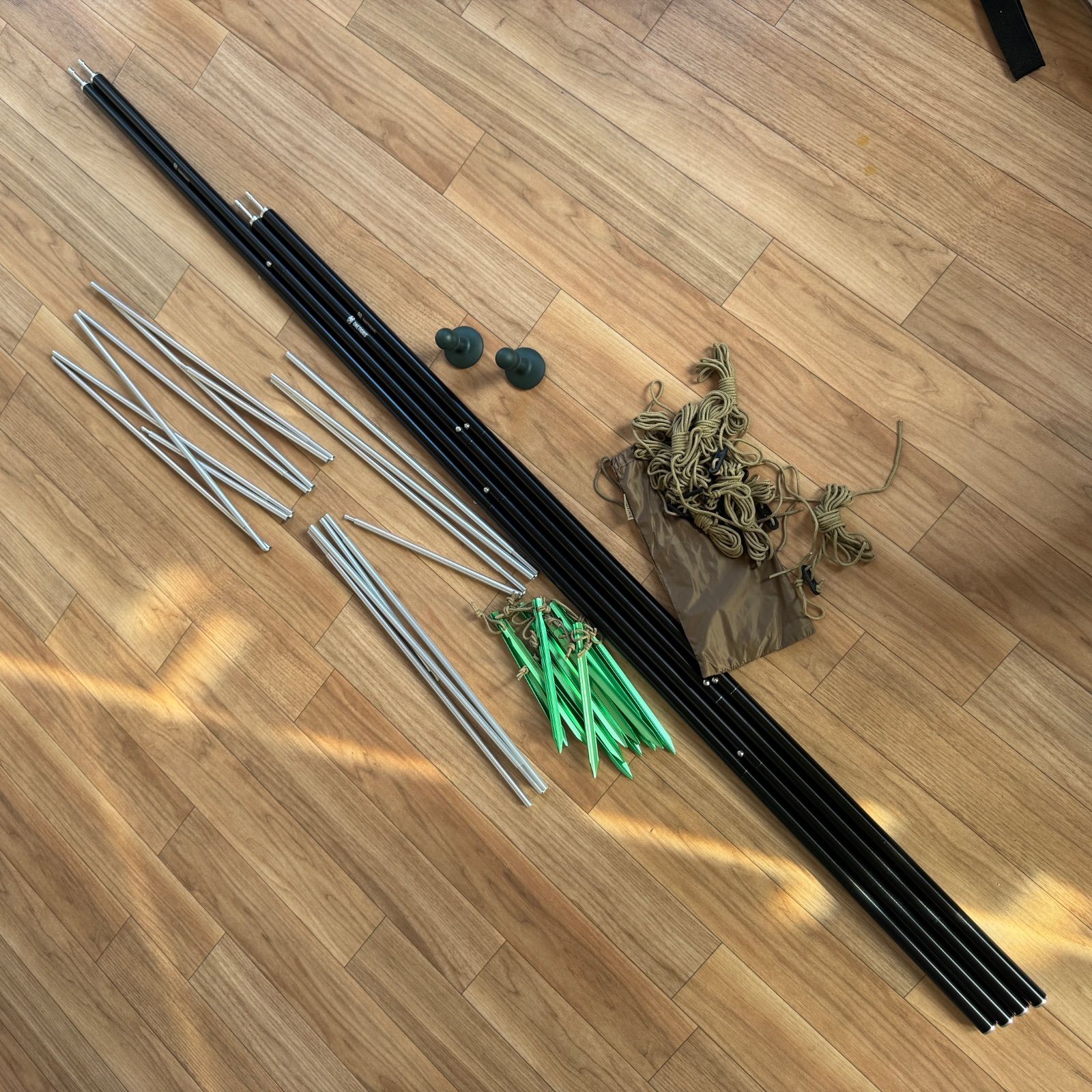 キャンプテント ソロホームステッド