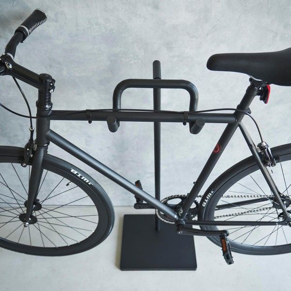 特注ディスプレイスタンド un_c9010.jpg?w=532&h=399&