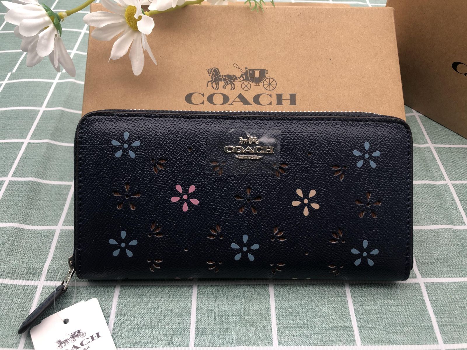 コーチ 財布 長財布 COACH プレゼント クーポン配布 ロゴ シグネチャー 