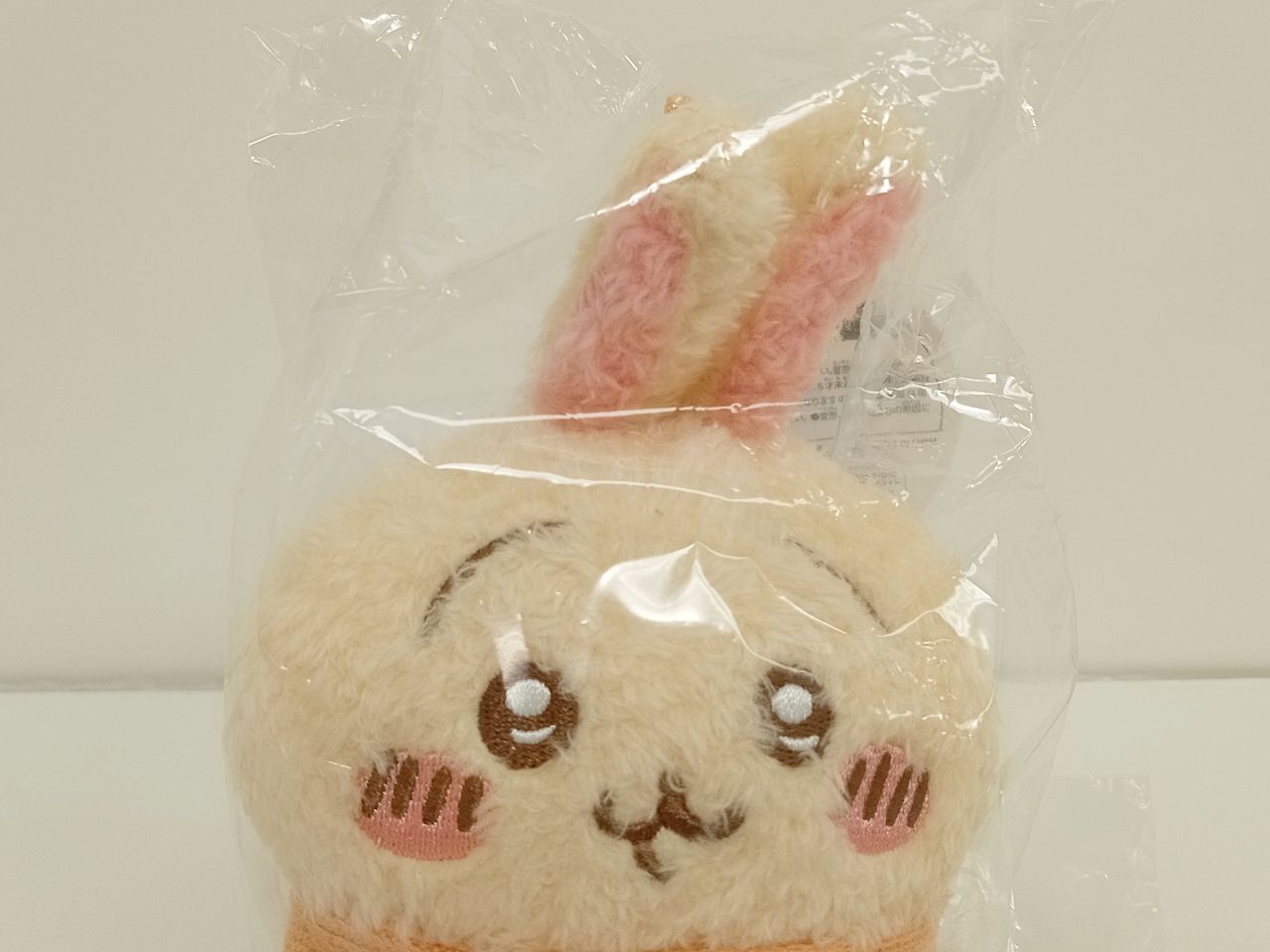 なんか小さくてかわいいやつ ちいかわ ぬくぬくの装いマスコット
