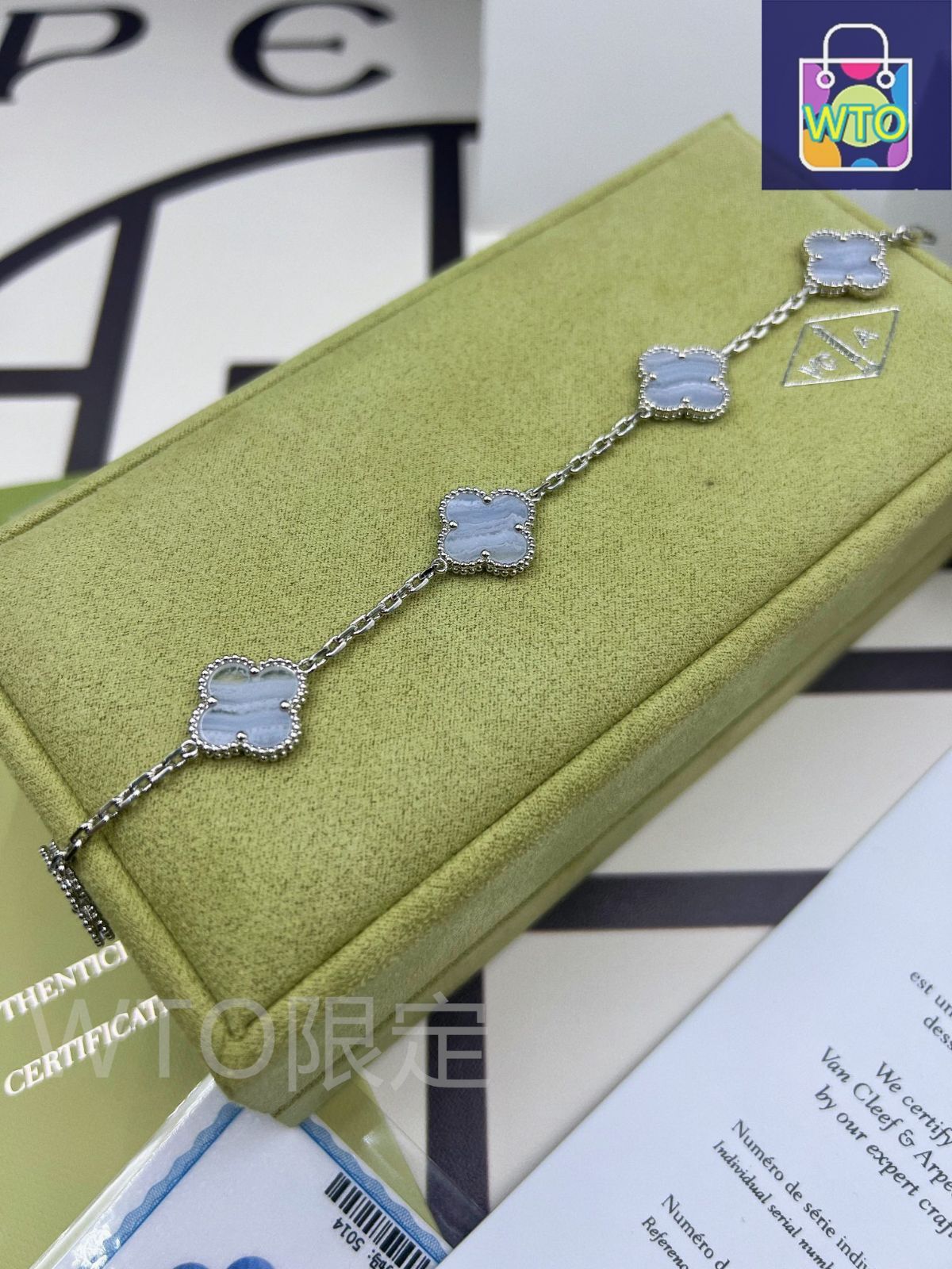 Van Cleef & Arpels 四つ葉のクローバーブレスレット Van Cleef & Arpels]ヴァン クリーフ&アーペル 四つ葉の