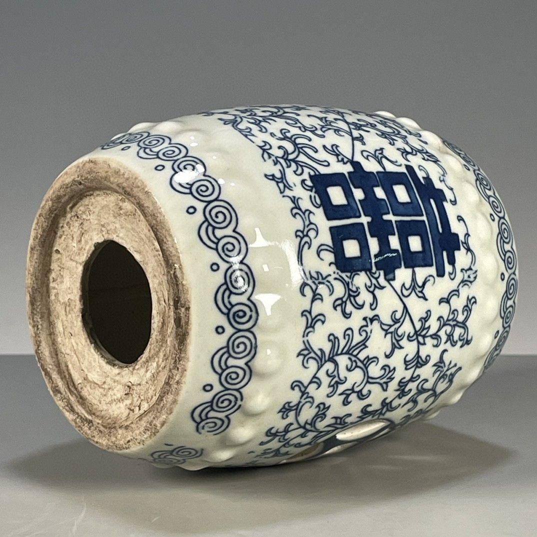 青花喜鼓椅  景徳鎮 陶磁器 装飾品 現代工芸品 美術品 置物 青花喜鼓椅 景徳鎮 陶磁器 装飾品 現代工芸品 美術品 置物