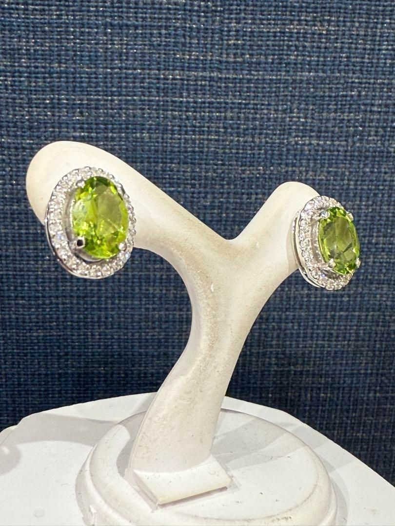 【新品】Ptペリドット2.43ctダイヤ0.30ctピアス 新品】Ptペリドット2.43ctダイヤ0.30ctピアス - メルカリ